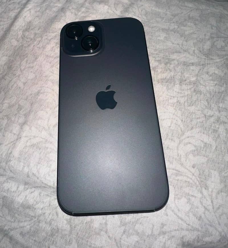 Apple iPhone 15 1