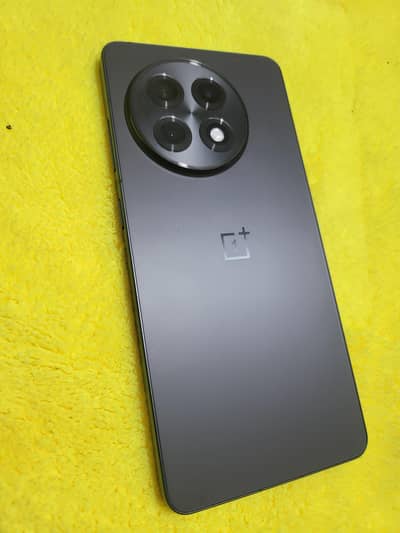 One Plus 13R waterpack