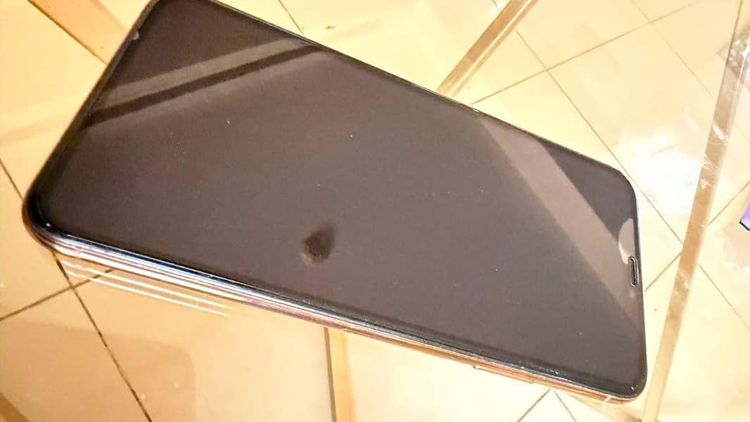 Apple iPhone 11 Pro Max 5