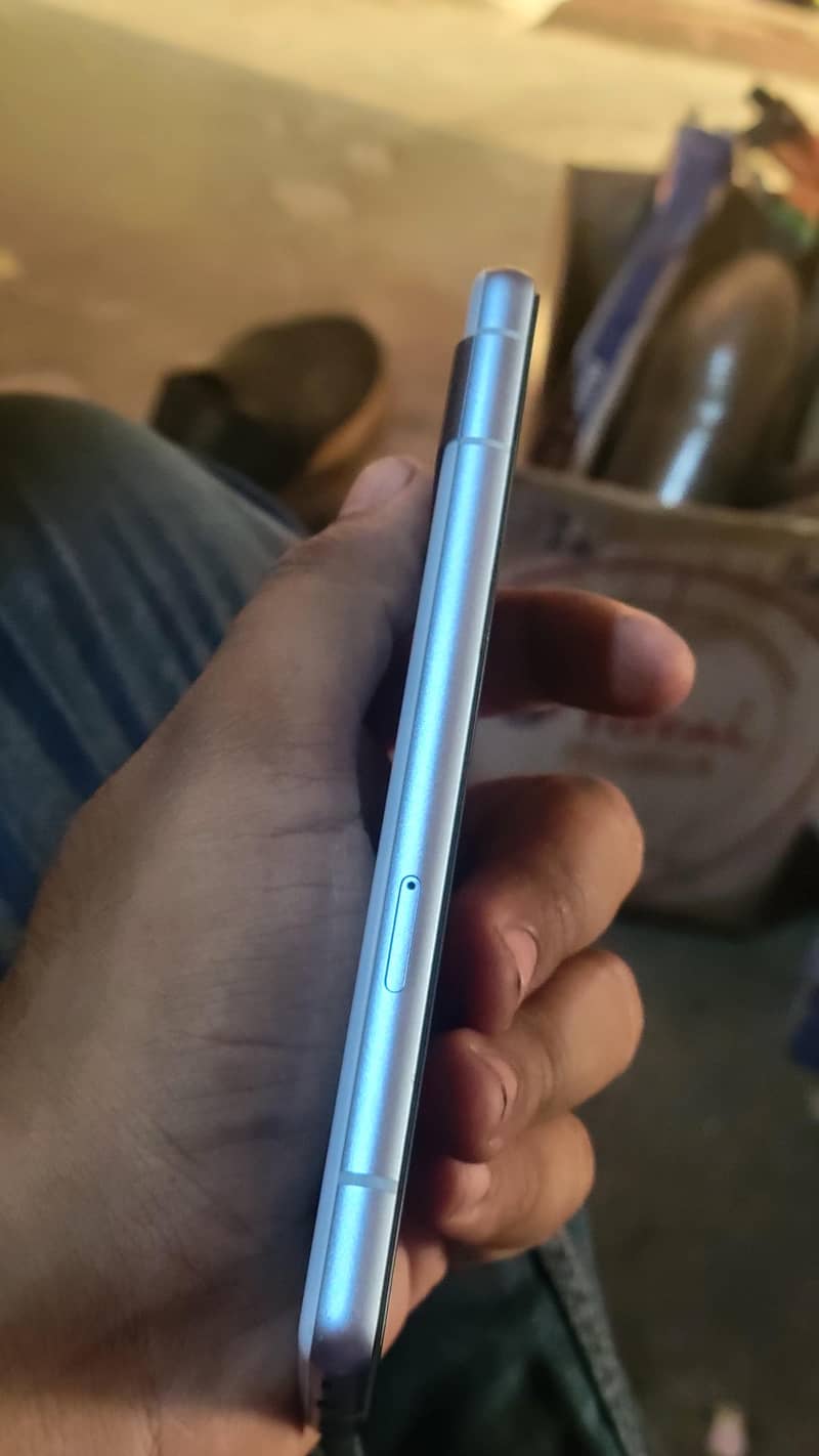 Google Pixel 7a 4