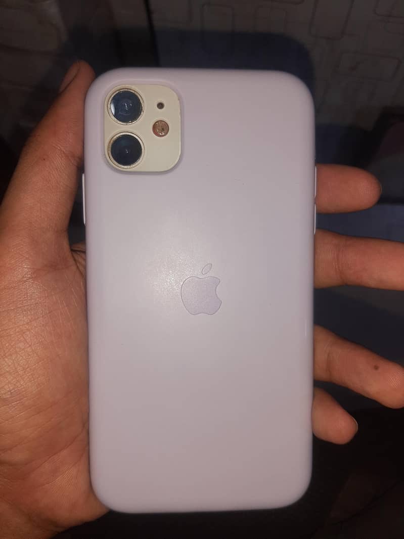Apple iPhone 11 7