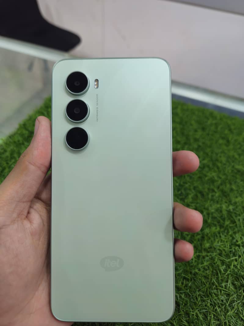 Itel A100 2