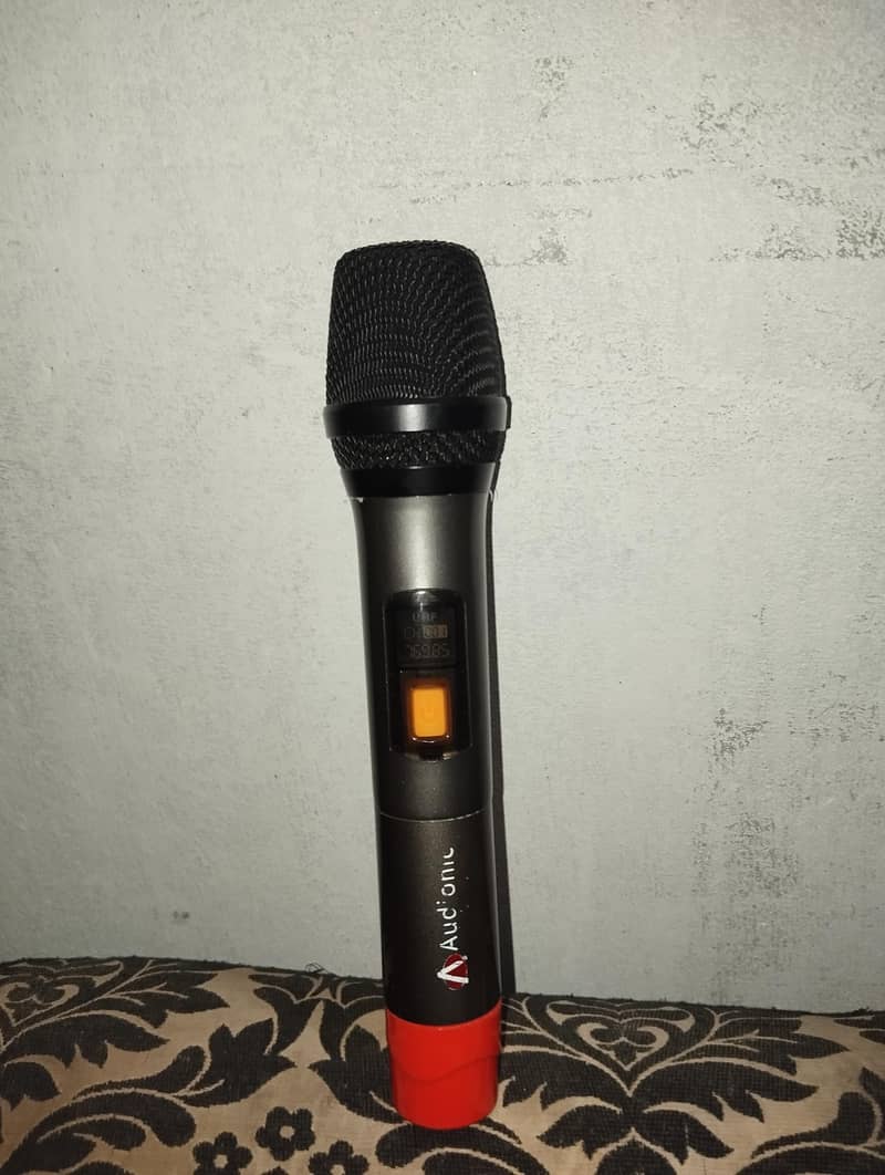 Audionic series Mh-810 6