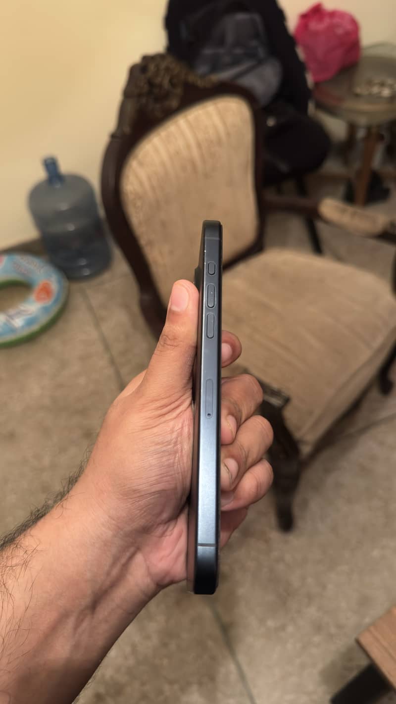 Apple iPhone 15 Pro Max 1