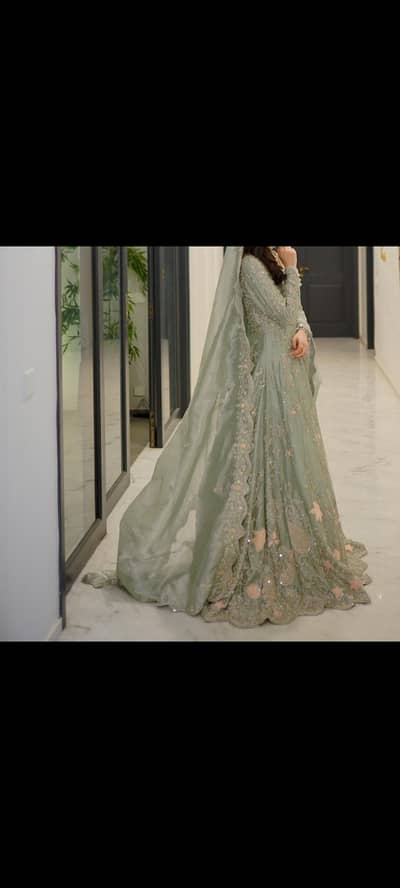 Bridal dress