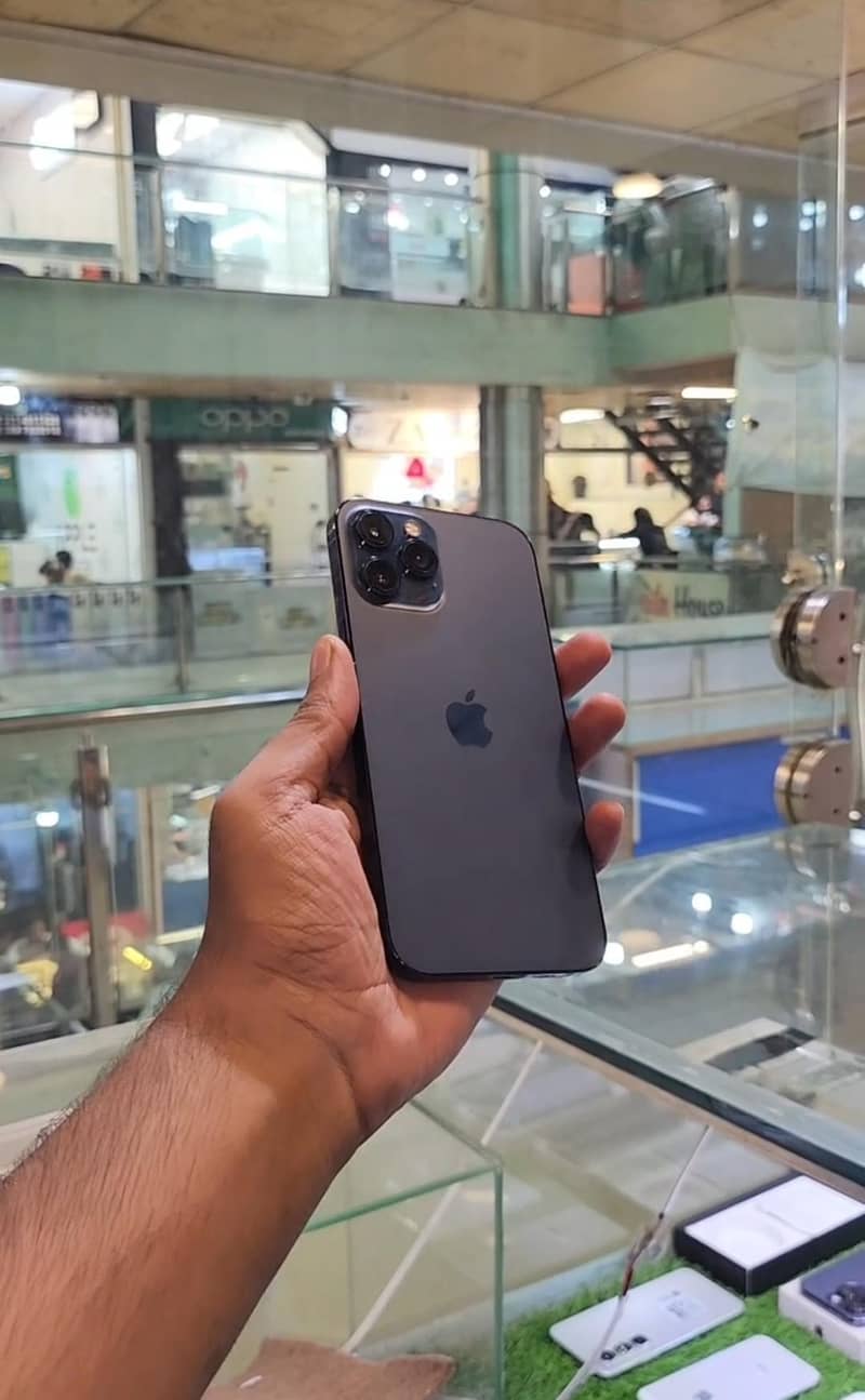 Apple iPhone 12 Pro Max 0