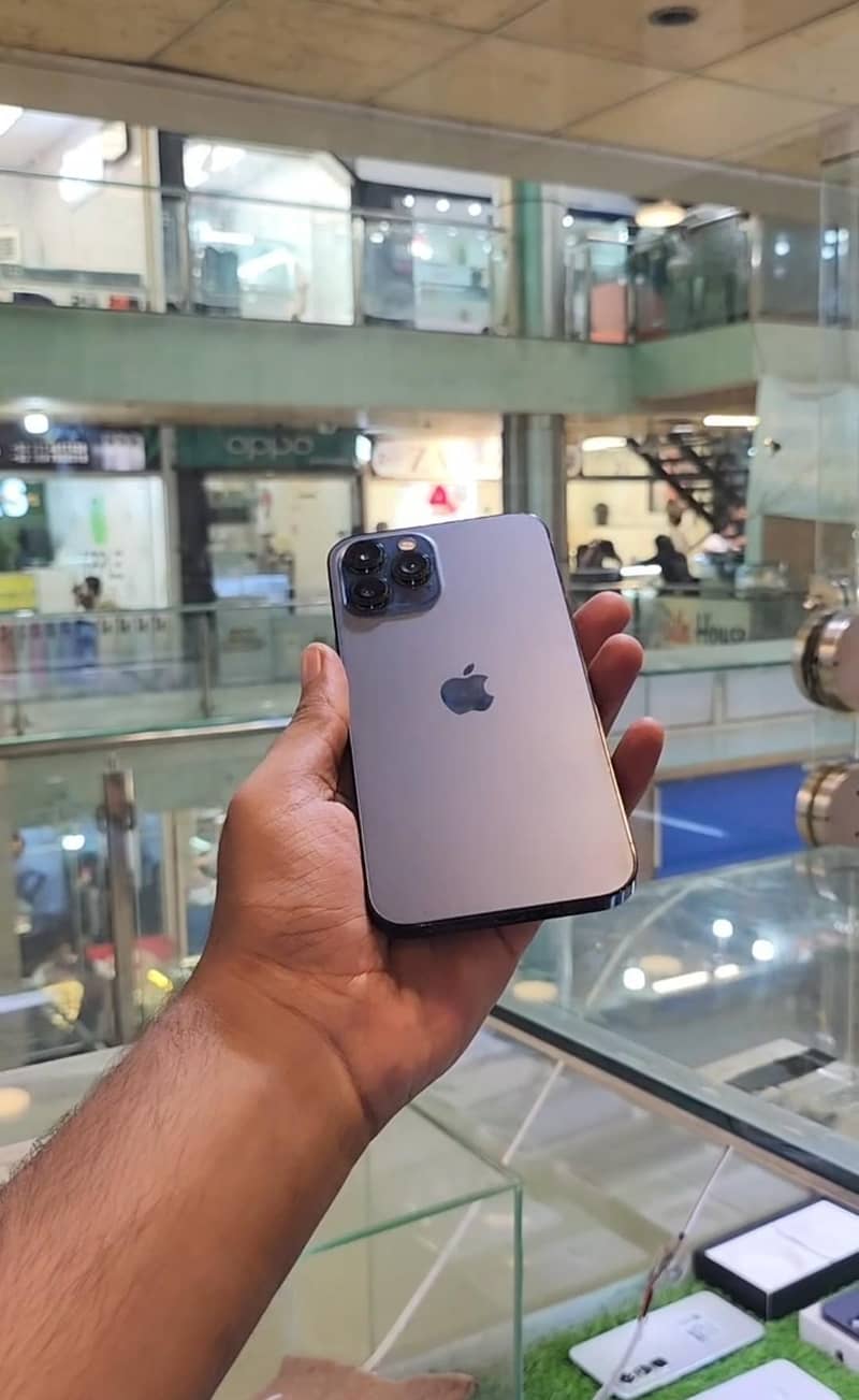 Apple iPhone 12 Pro Max 1
