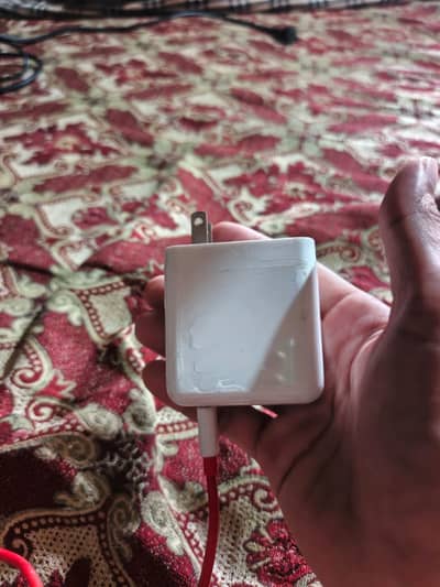 ONE PLUS 10 PRO ORIGNAL 65W CHARGER 2 DAYS USES
