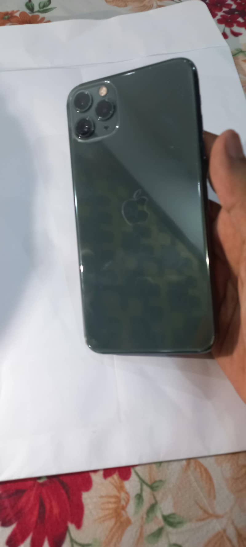 Apple iPhone 11 Pro Max 1