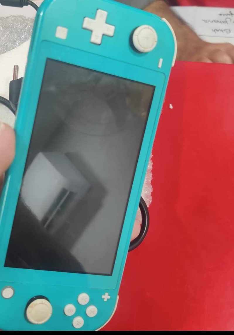 Nintendo switch lite 1