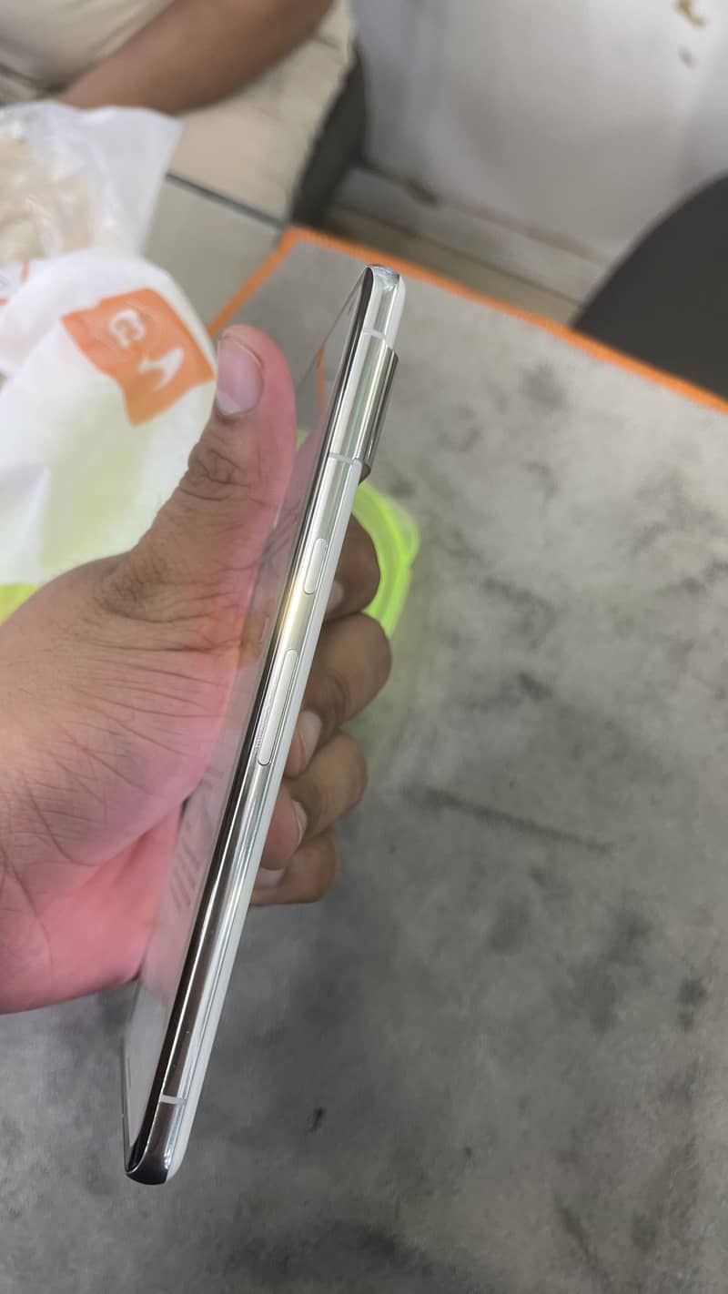 Google Pixel 7 Pro 4
