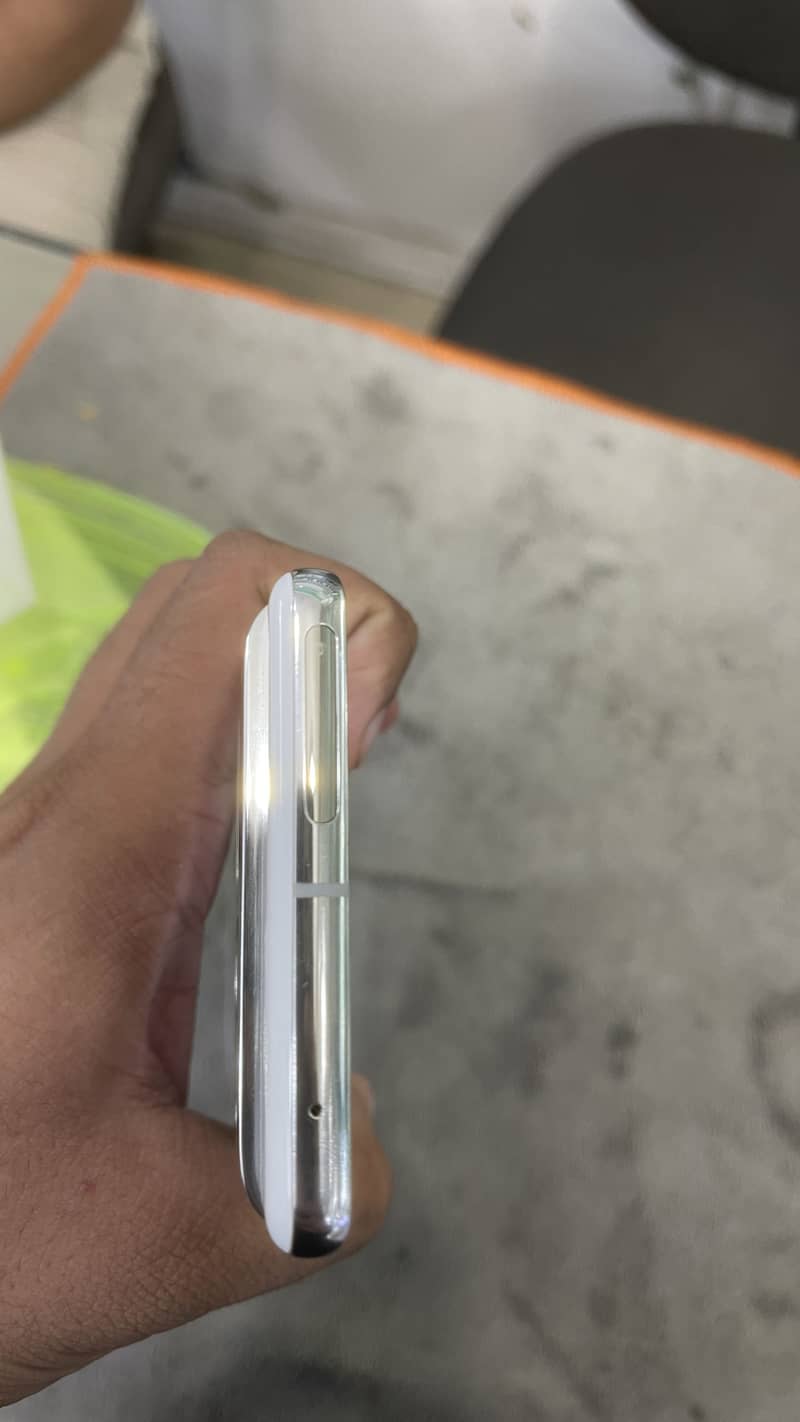 Google Pixel 7 Pro 6