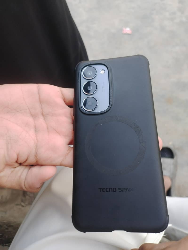 TECNO SPARK 40 PRO PLUS 9