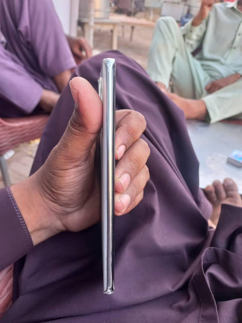 Tecno Spark 20 Pro Plus 4
