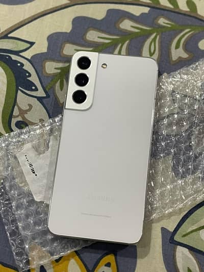 Samsung Mobile S22