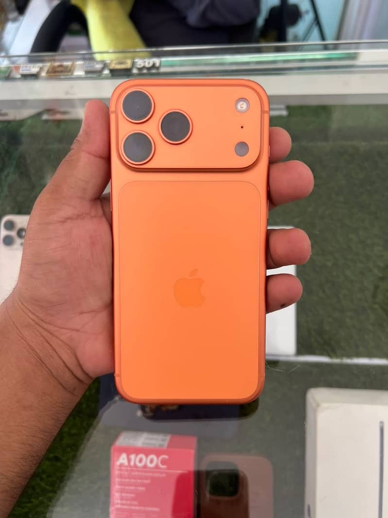 Apple iPhone 17 Pro Max 7