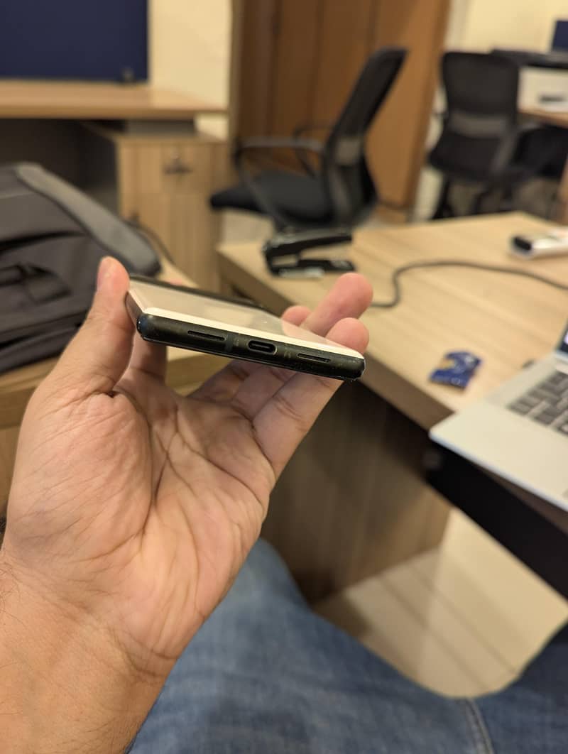 Google Pixel 6 (8/256) 1