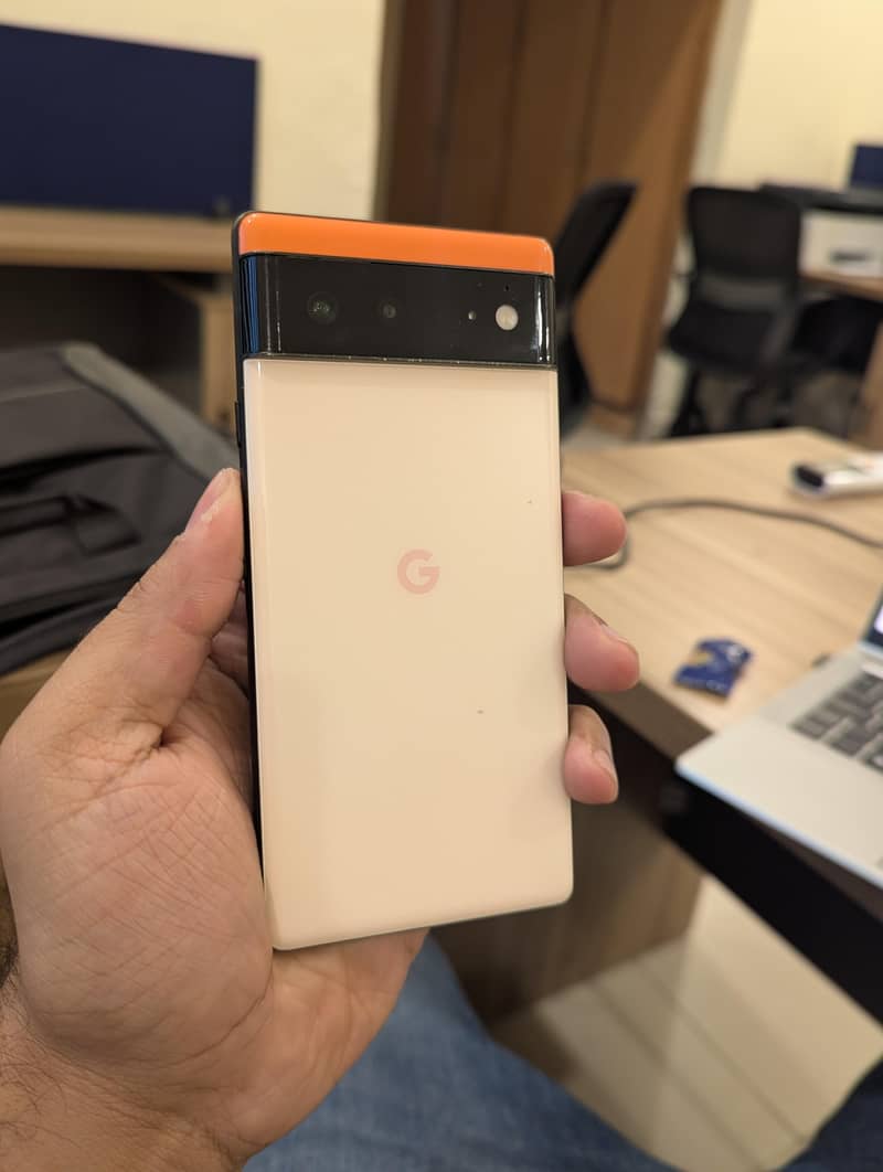 Google Pixel 6 (8/256) 2