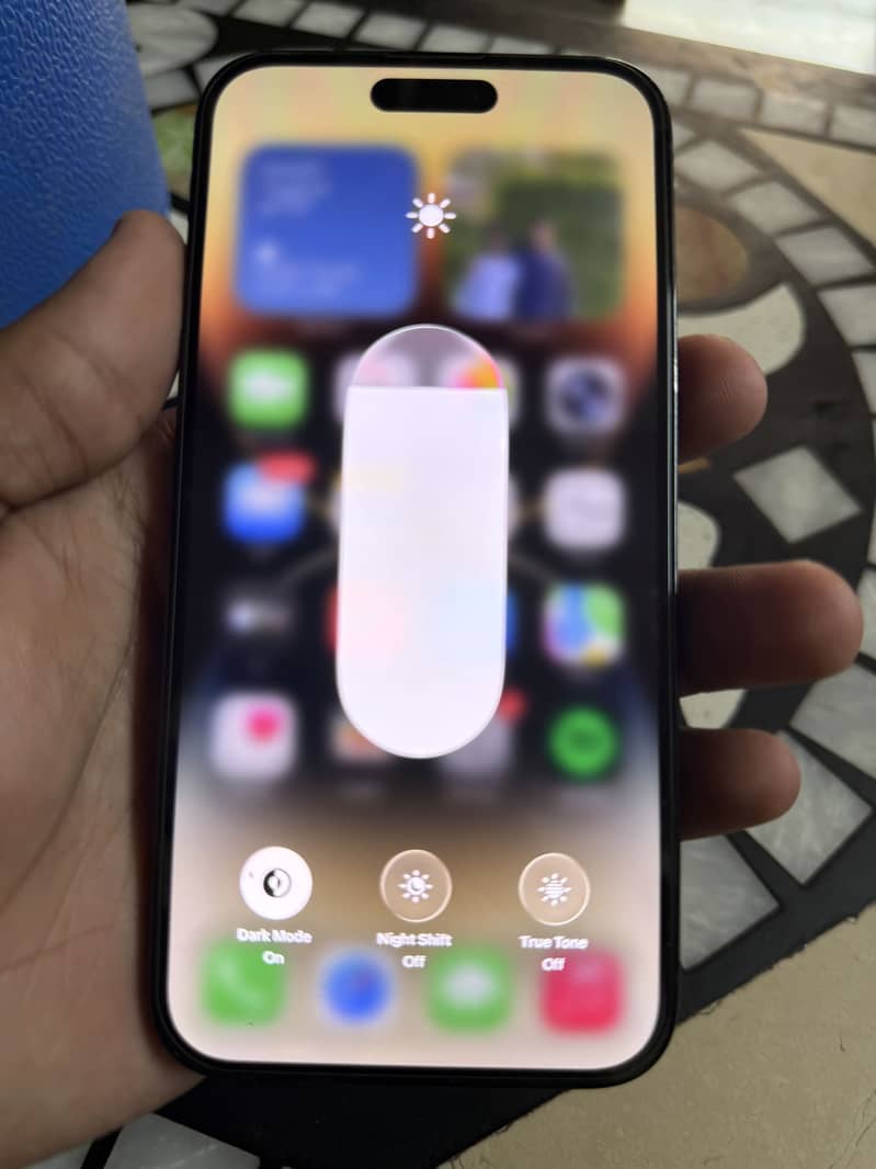 Apple iPhone 14 Pro Max 1