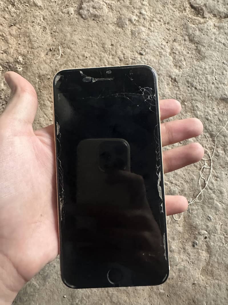 Apple iPhone 7 Plus 2