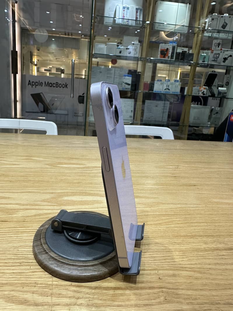 Apple iPhone 14 1