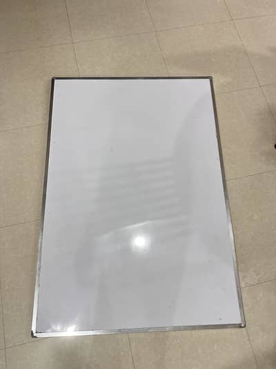 WHITEBOARD URGENT SALE