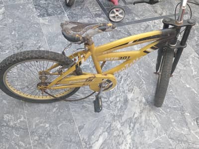 benzema bicycle