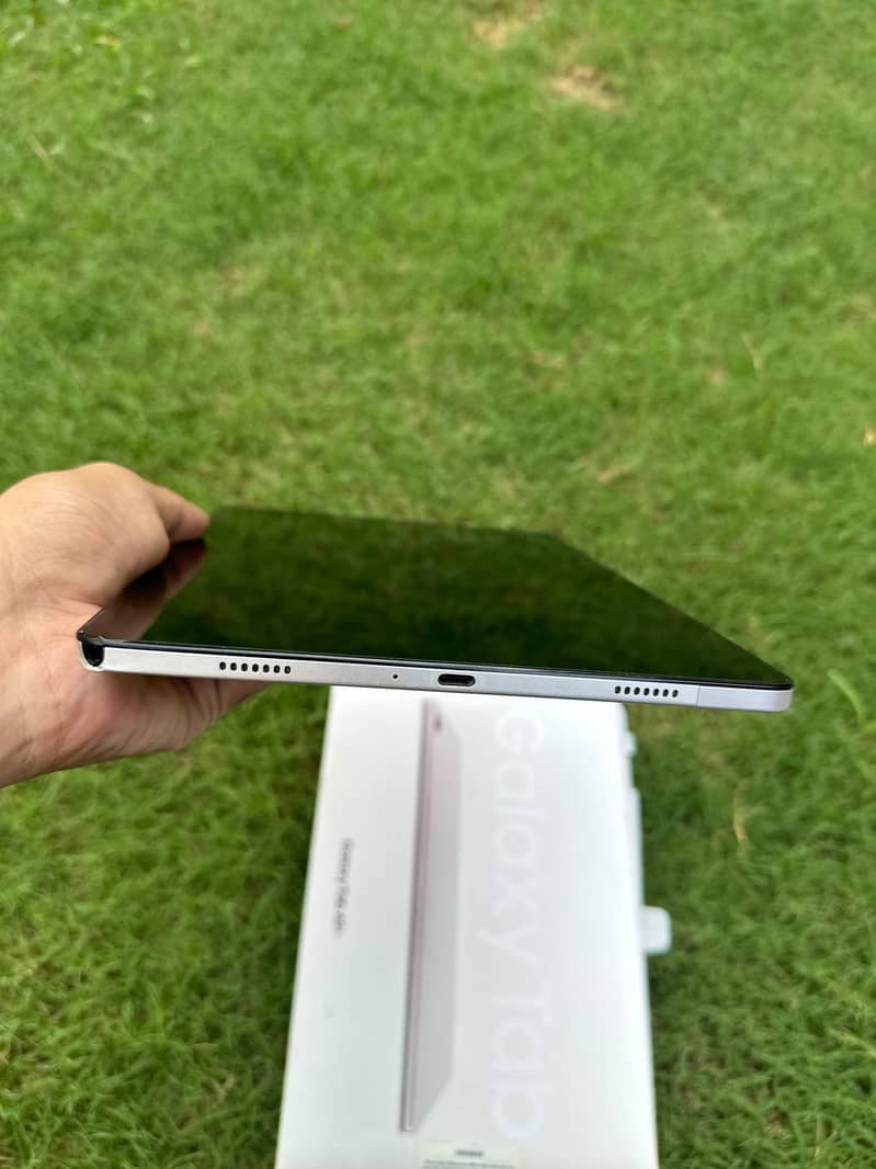 Galaxy tab A9+ 4
