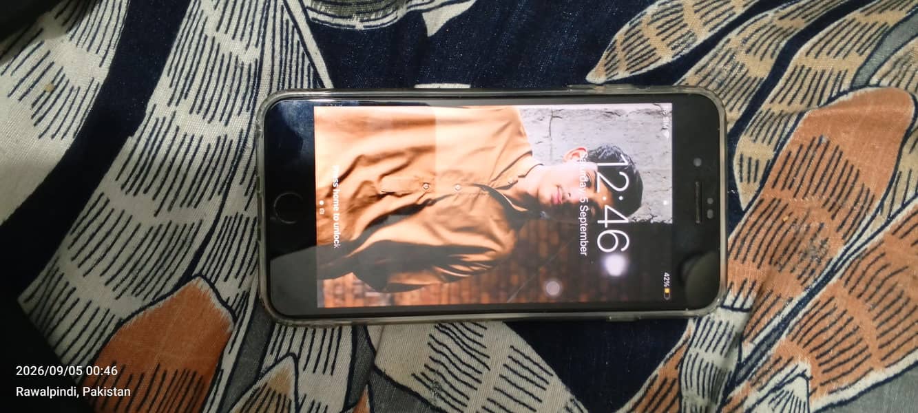 Apple iPhone 7 Plus 1