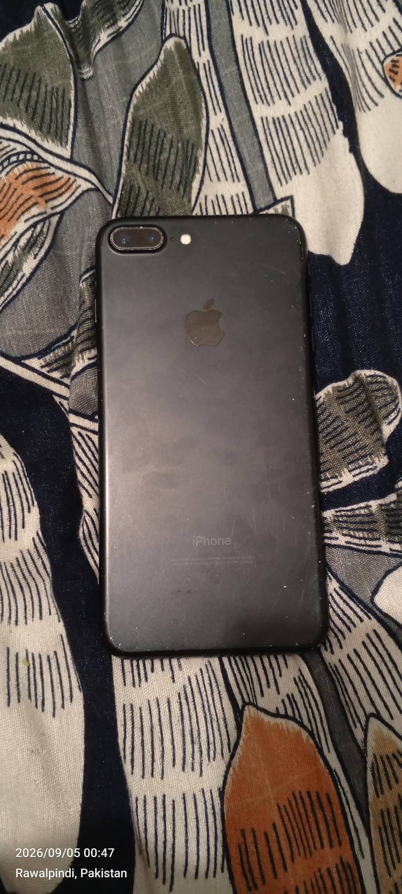Apple iPhone 7 Plus 6