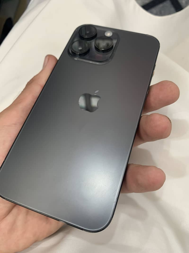 Apple iPhone 14 Pro Max 8