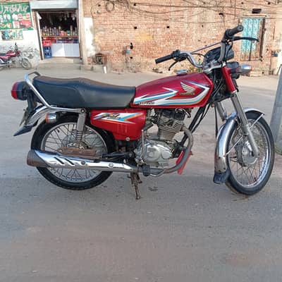 Honda CG 125 (2016) - Single Owner