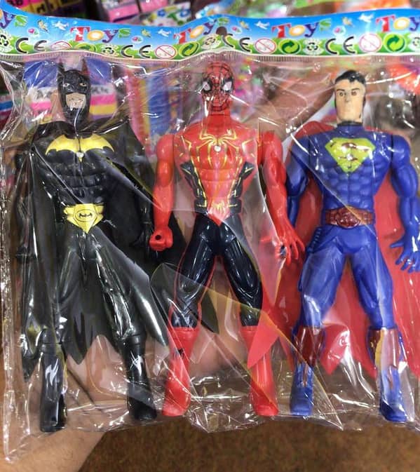 Pack Of 3 Avengers Figure Set With Light