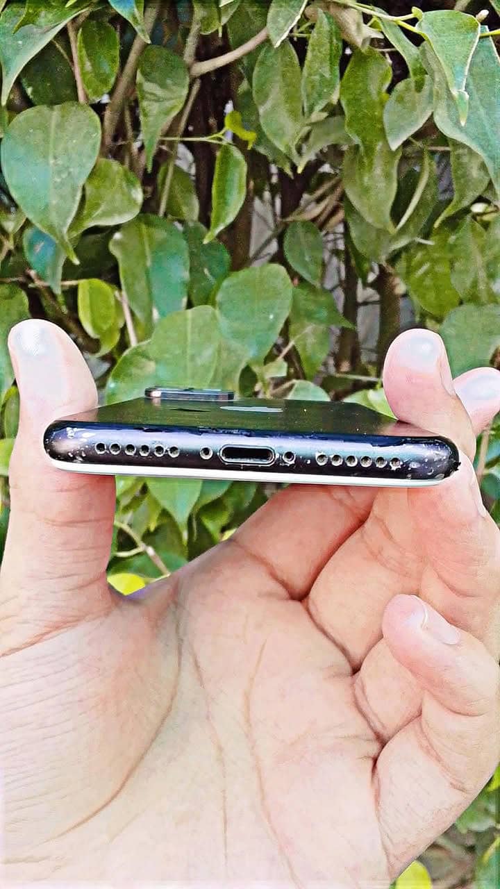 Apple iPhone 8 2