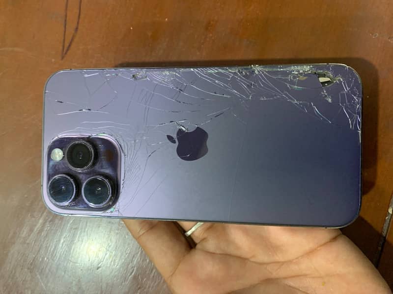Apple iPhone 14 Pro Max 3