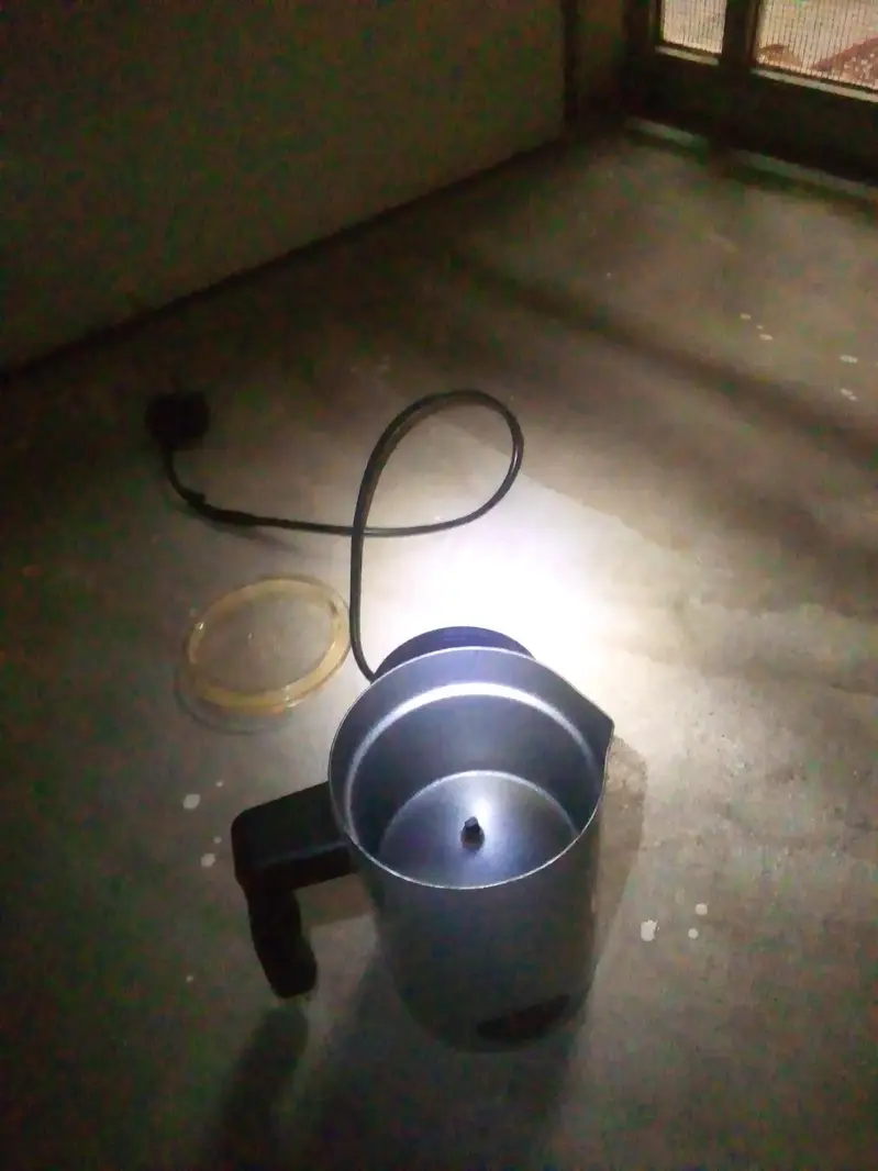 bijli per banay cofe ya chay. . . 0+3+16+27+80+1+54+ — photo 5