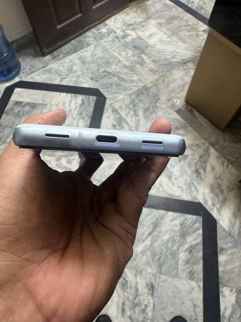 Google Pixel 7a 4