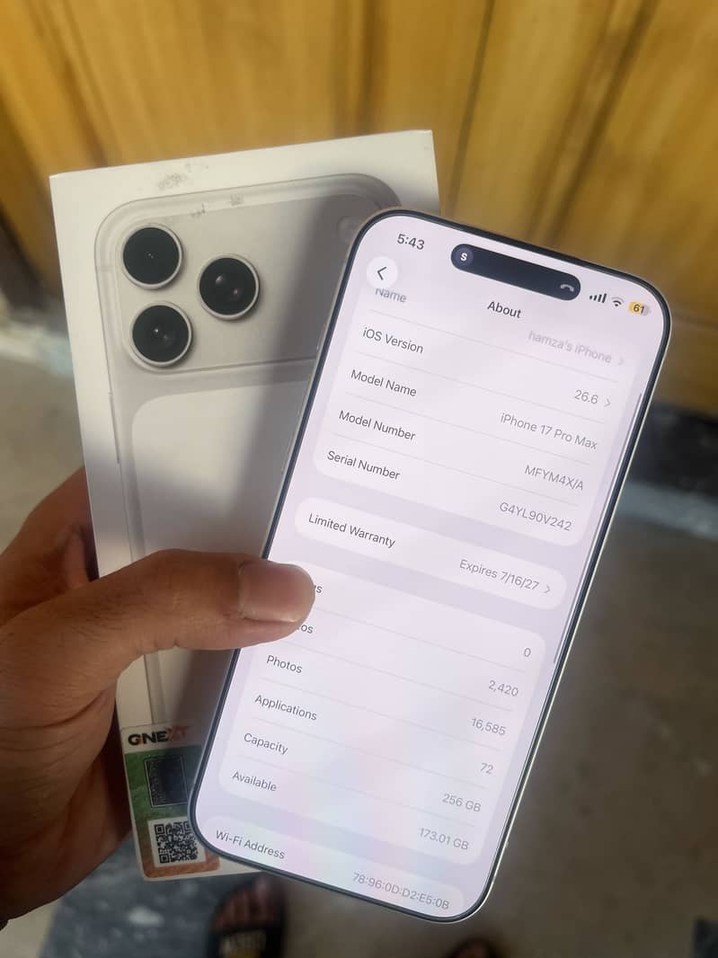Apple iPhone 17 Pro Max 0
