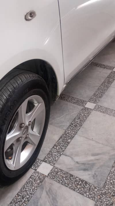 Toyota Vitz 2007