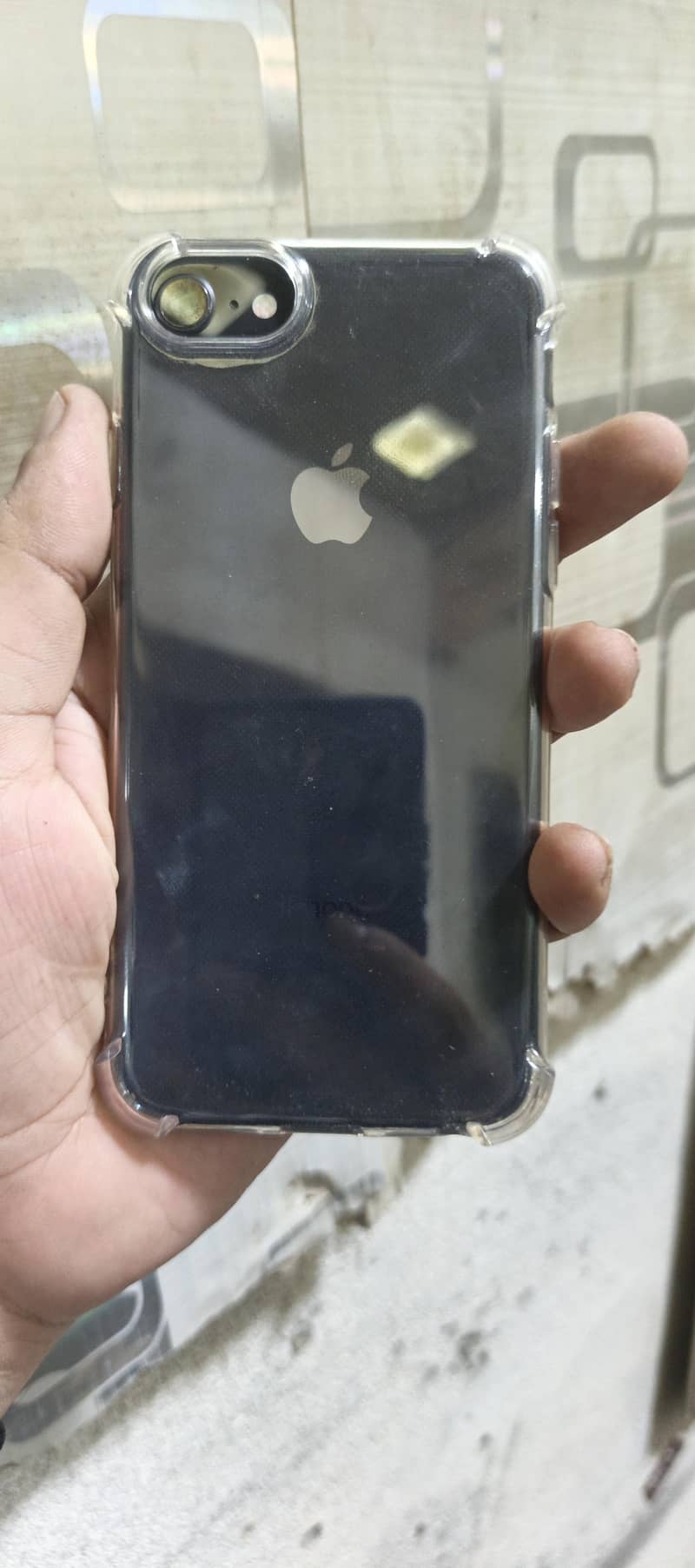 Apple iPhone 8 Plus 3