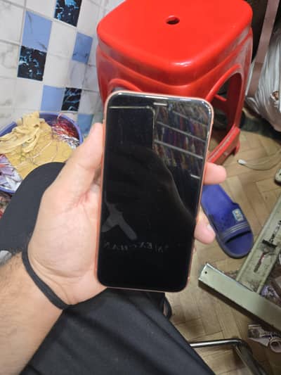 Apple iPhone XR
