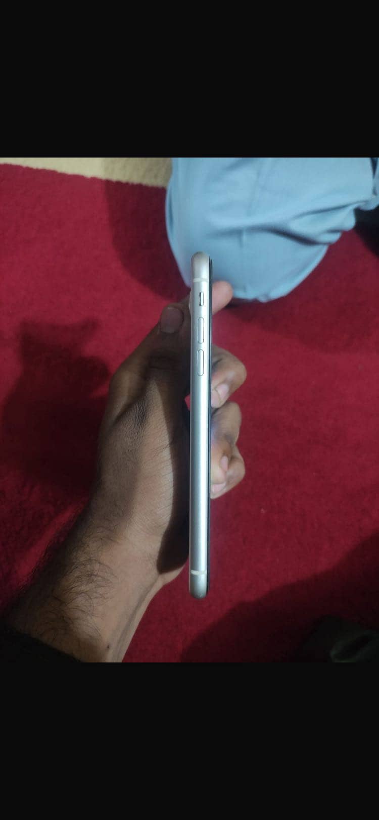 Apple iPhone 11 3