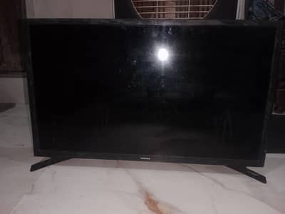 Samsung 32series 5 m5100 for sale hai