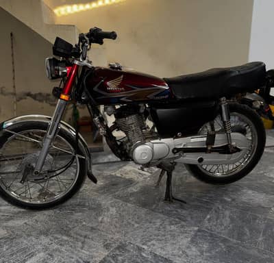 Honda CG 125 2020 Model | 33,000 KM | 100% Original | Sealed Engine