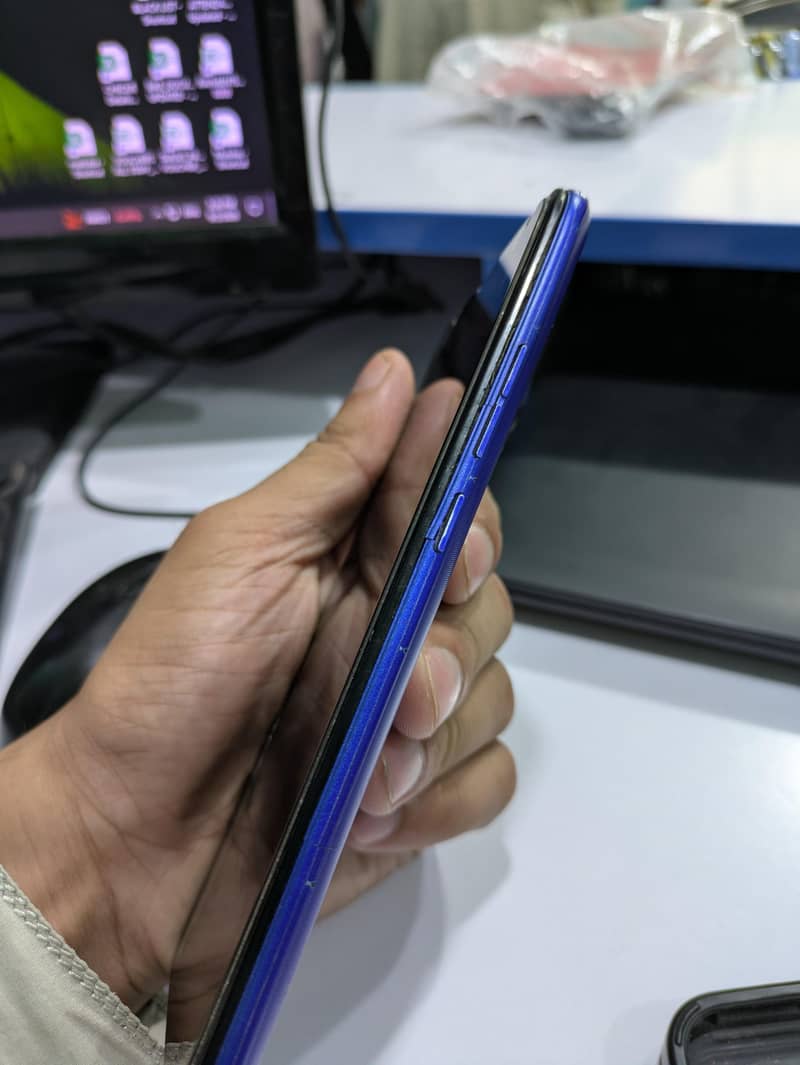 Tecno Spark 6 4