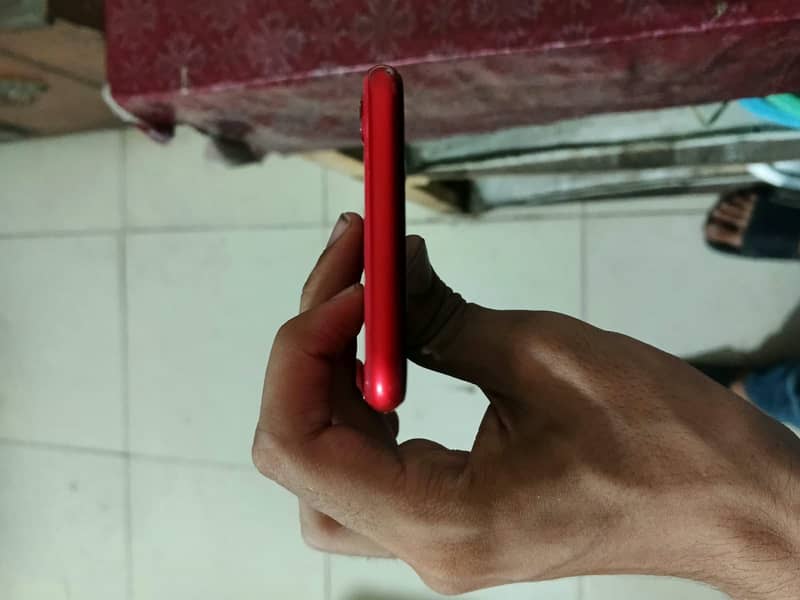 Apple iPhone 8 1