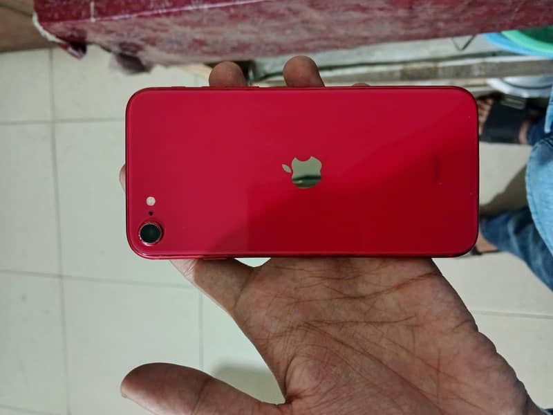 Apple iPhone 8 5