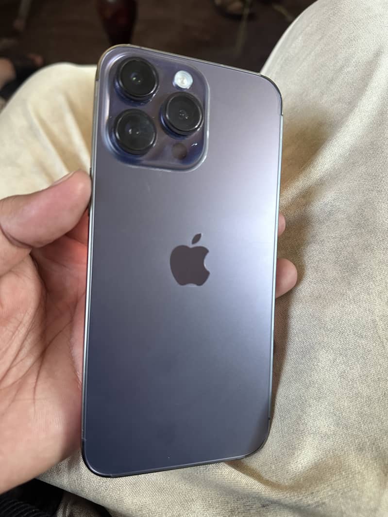 Apple iPhone 14 Pro Max 3