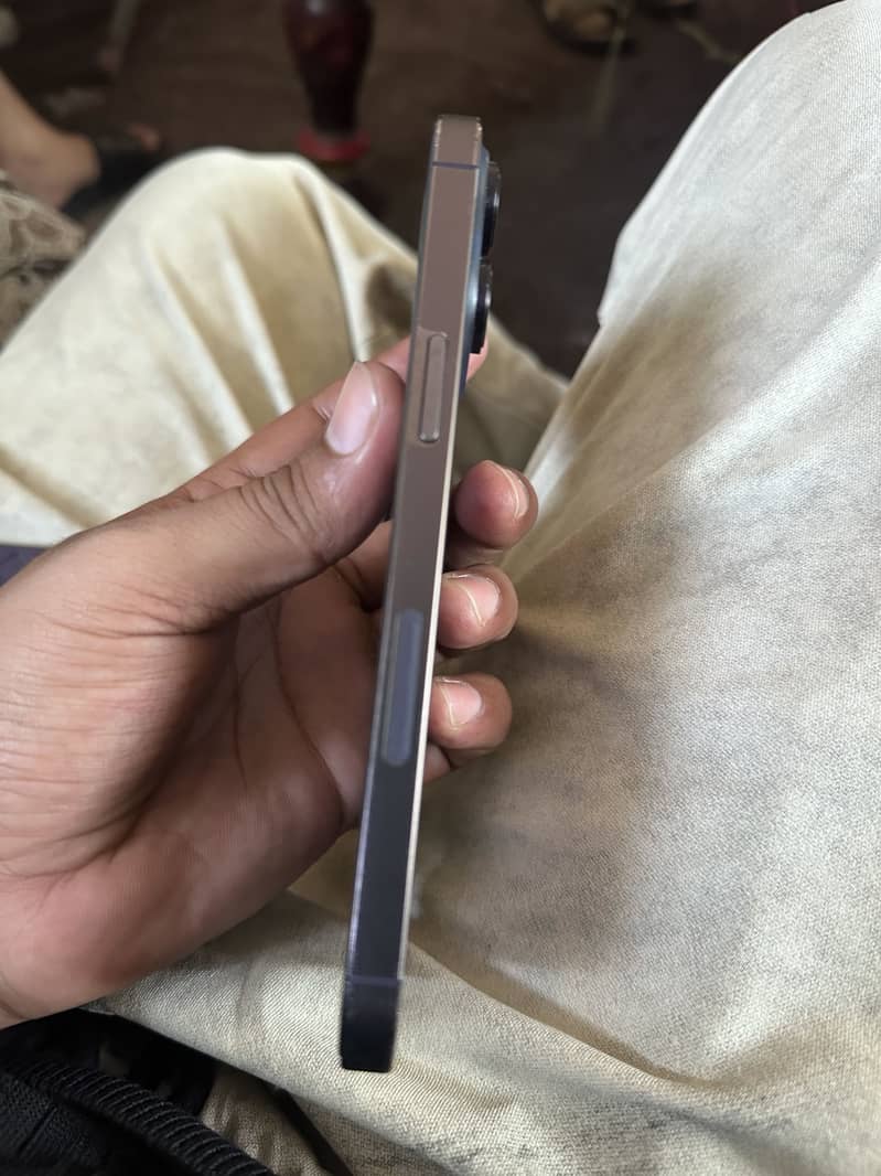 Apple iPhone 14 Pro Max 5