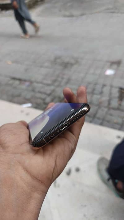 Apple iPhone XS
